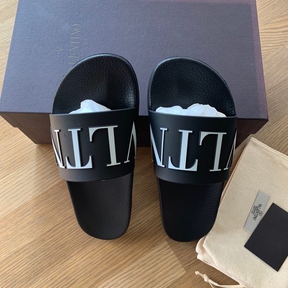 VALENTINO GARAVANI VLTN Logo-Embossed Slide UNISEX - Picture 4 of 15